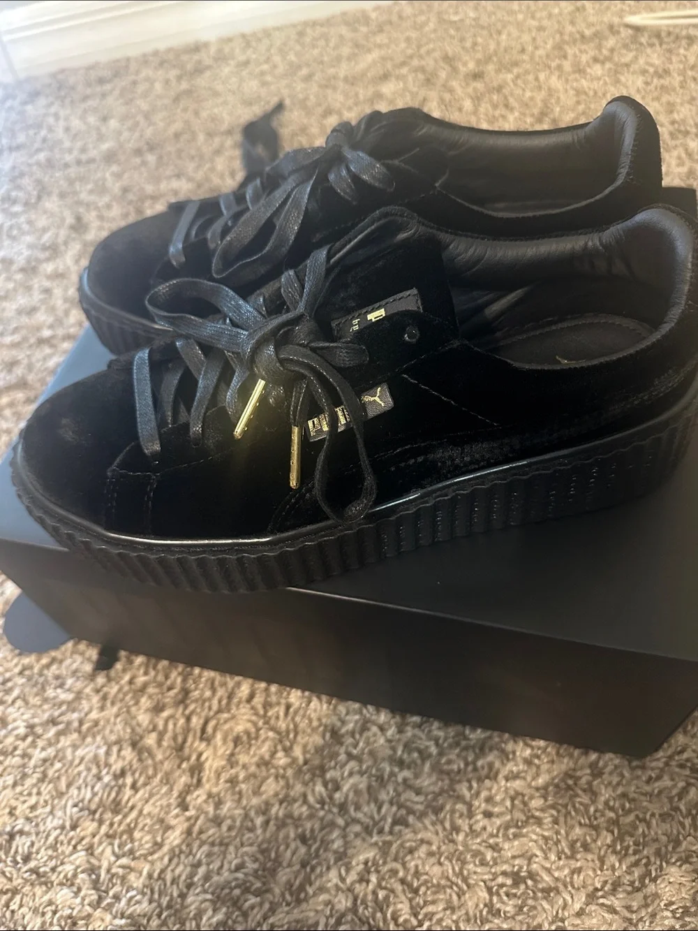 Puma x Fenty Black Velvet Platform Sneakers creaper velvet k